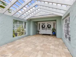 Picture of 5958 Baker Ct, Fort Myers, FL 33919