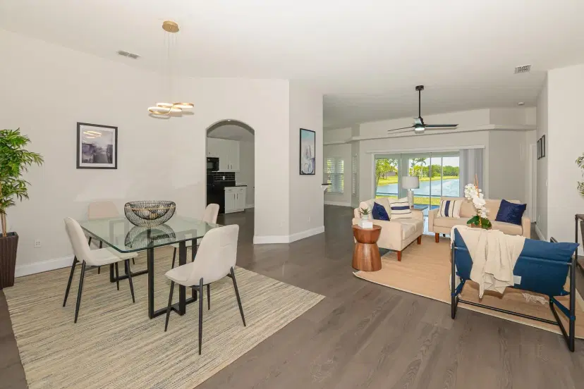 Picture of 590 Valencia Cir, Vero Beach FL 32968