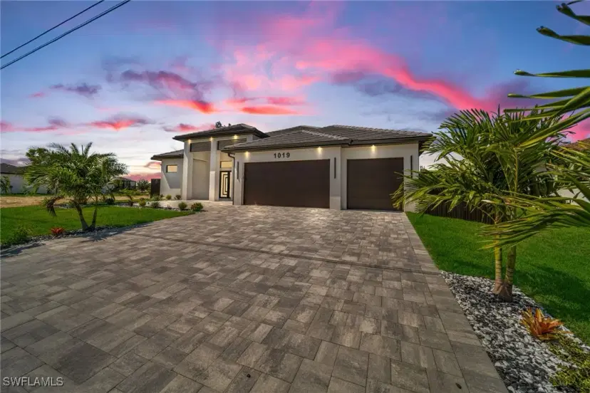 Picture of 1019 SW 1St Ter, Cape Coral FL 33991