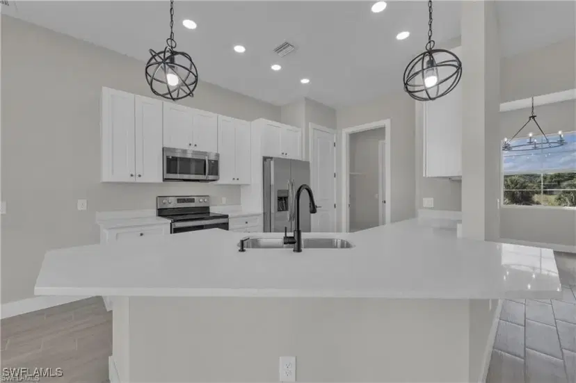 Picture of 430 Mercedes Ct, Lehigh Acres FL 33972