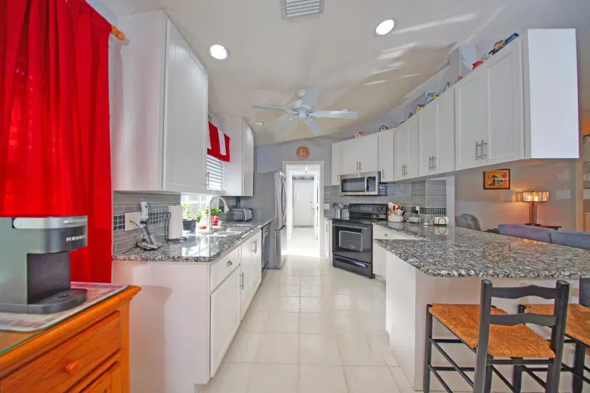 Picture of 252 Brier Circle, Jupiter FL 33458