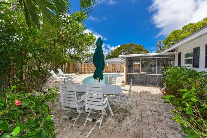 Picture of 316 Leigh Road, Tequesta FL 33469