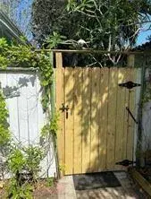 Picture of 1602 NE 1St Ave, Fort Lauderdale FL 33305