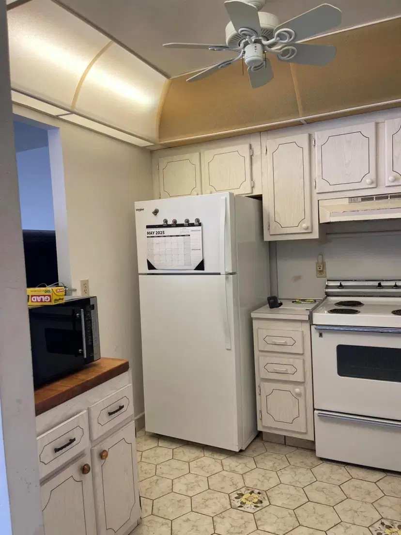 Picture of 155 Seville G, Delray Beach FL 33446