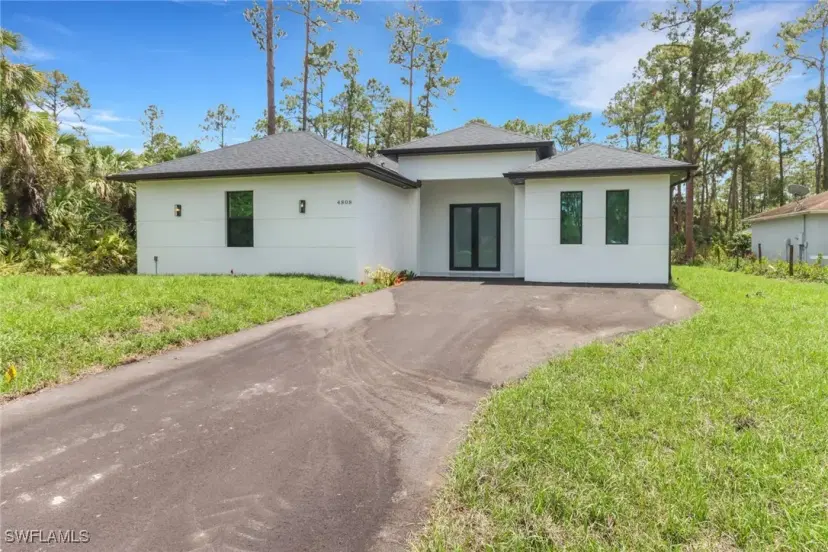 Picture of 4808 14Th Ave Se, Naples FL 34117