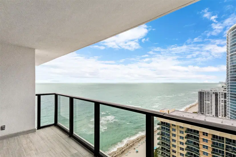 Picture of 2301 S Ocean Dr 2608, Hollywood FL 33019