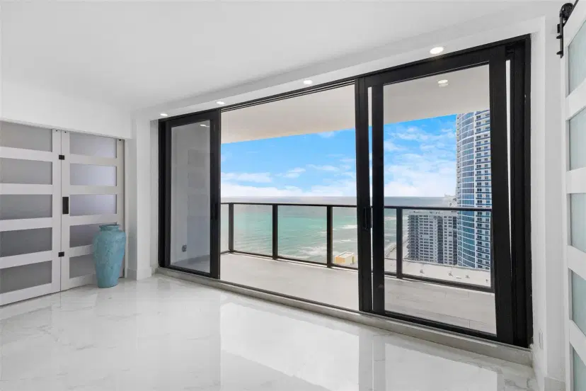 Picture of 2301 S Ocean Dr 2608, Hollywood FL 33019