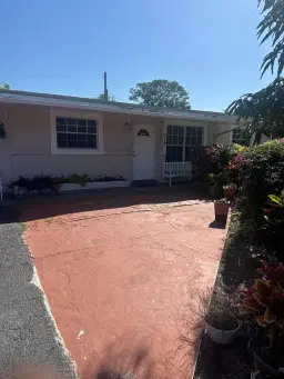 Picture of 916 Caroline Avenue, West Palm Beach, FL 33413