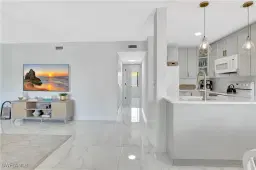 Picture of 4633 Bayshore Dr M3, Naples, FL 34112