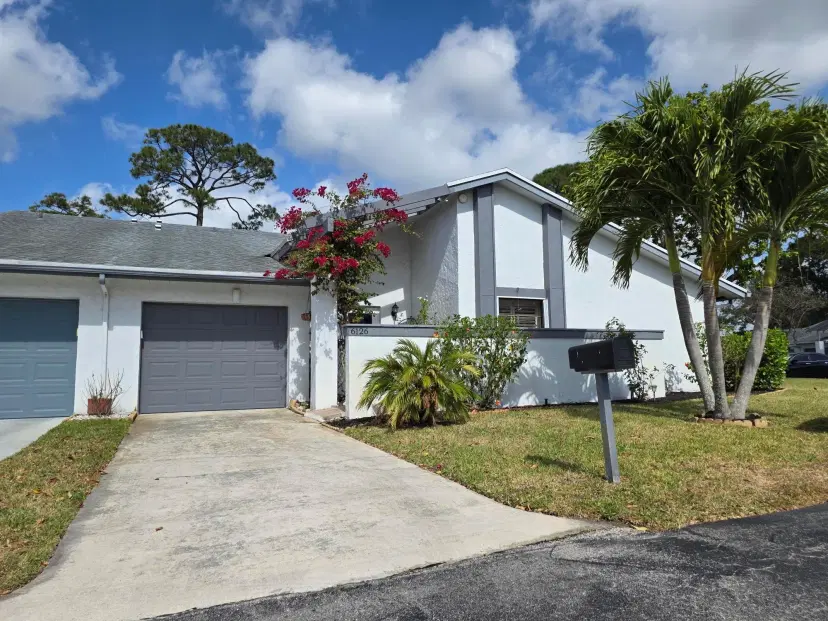 Picture of 6126 Elsinore Circle, Greenacres FL 33463