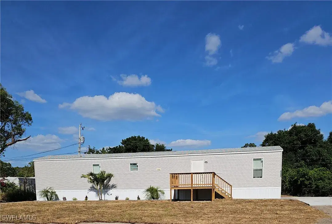Picture of 8405 Ebson Dr, North Fort Myers, FL 33917