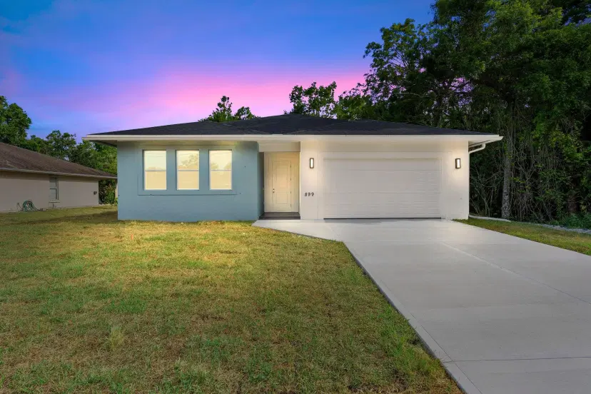 Picture of 899 Gladiola Avenue, Sebastian, FL 32958