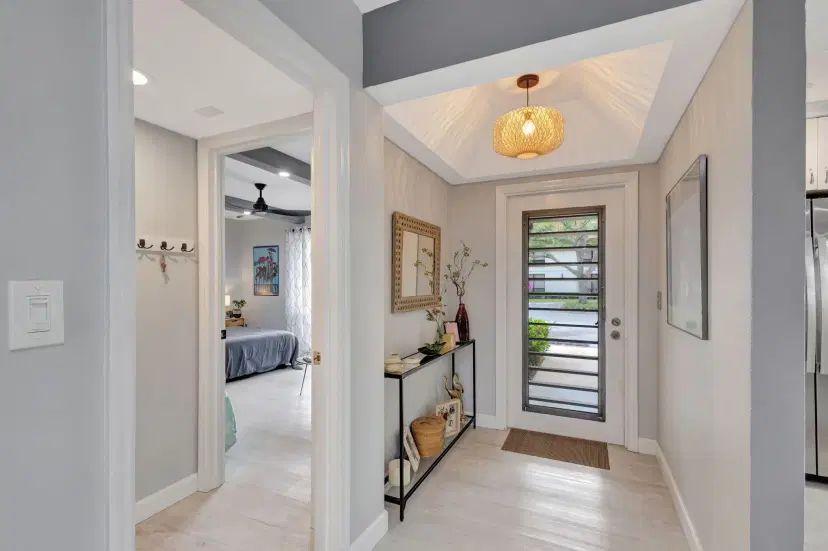 Picture of 405 Brackenwood Lane S, Palm Beach Gardens FL 33418