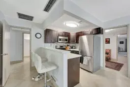 Picture of 3212 NE 12Th Street 201, Pompano Beach, FL 33062