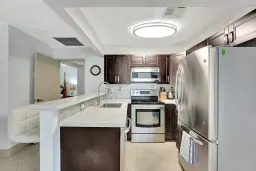 Picture of 3212 NE 12Th Street 201, Pompano Beach, FL 33062