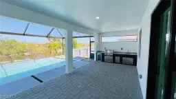Picture of 423 NE 5Th Ter, Cape Coral, FL 33909