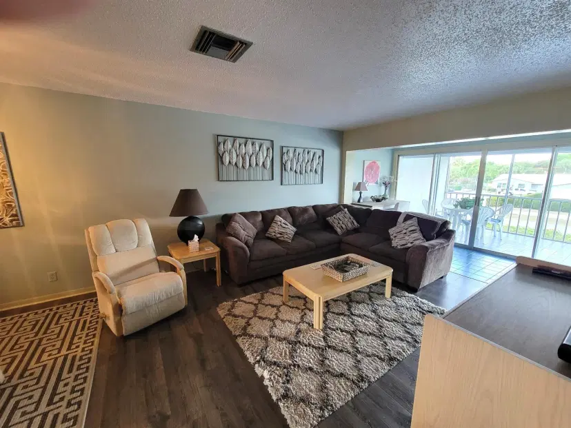 Picture of 2401 Del Aire Boulevard 202, Delray Beach FL 33445