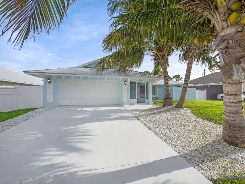 Picture of 1409 SW Aachen Avenue, Port St Lucie FL 34953