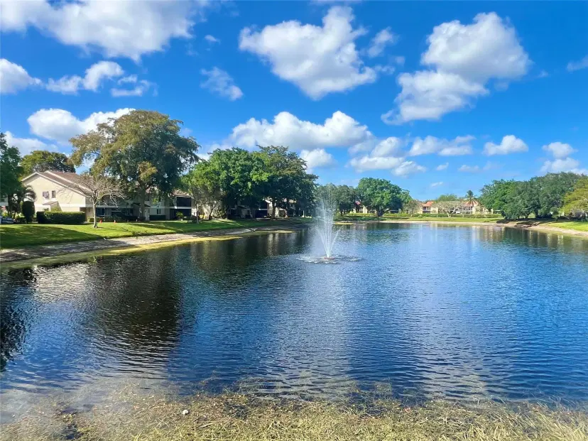 Picture of 504 Gardens Dr 203, Pompano Beach FL 33069