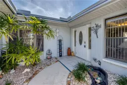 Picture of 627 SE 20Th Pl, Cape Coral, FL 33990