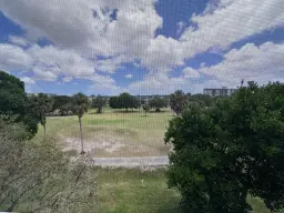 Picture of 3850 Oaks Clubhouse Dr 403, Pompano Beach, FL 33069