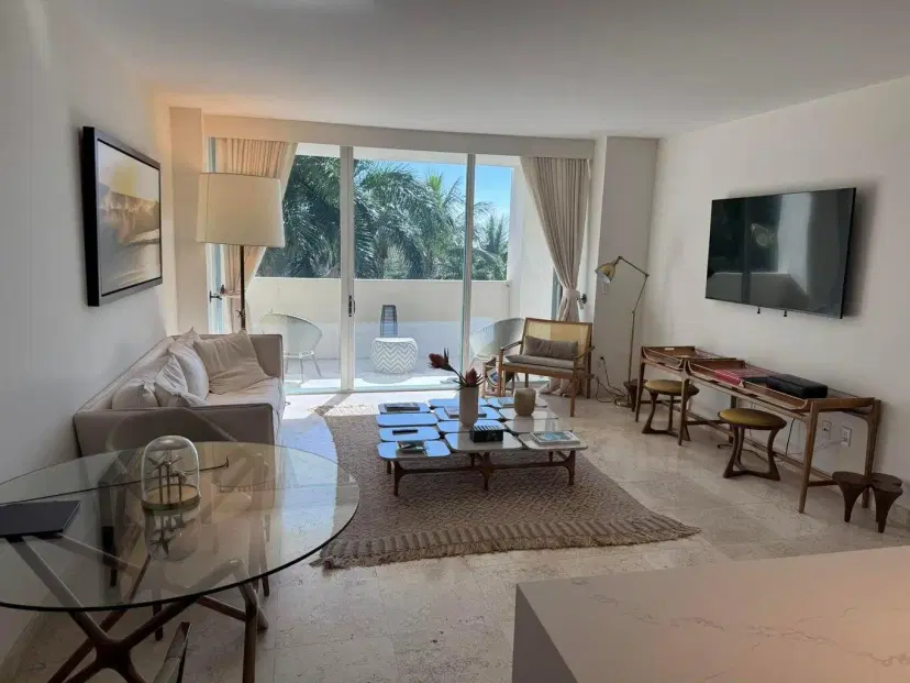 Picture of 3400 SW 27Th Avenue 303, Miami FL 33133