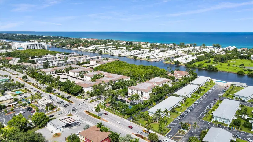 Picture of 2319 Tuscany Way 2319, Boynton Beach FL 33435