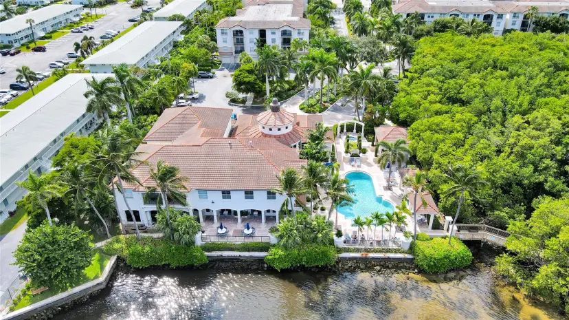 Picture of 2319 Tuscany Way 2319, Boynton Beach FL 33435