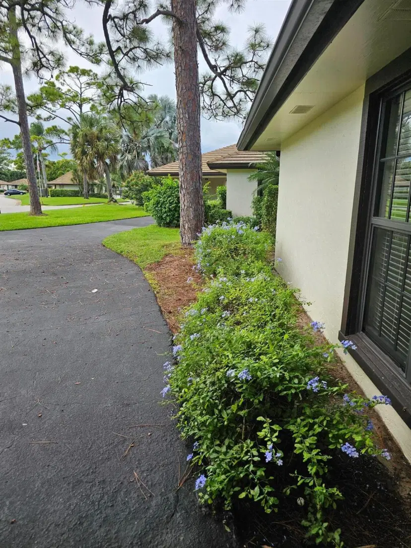 Picture of 435 Pine Villa Drive, Atlantis FL 33462