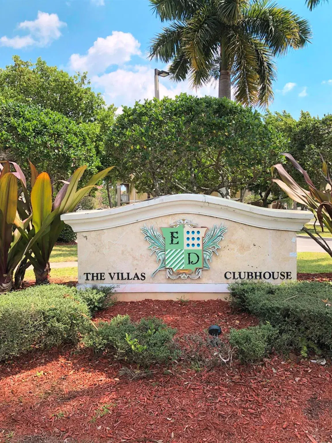 Picture of 6450 Emerald Dunes Drive 301, West Palm Beach, FL 33411