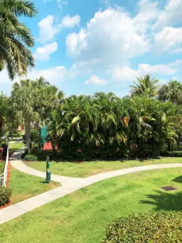 Picture of 6450 Emerald Dunes Drive 301, West Palm Beach, FL 33411