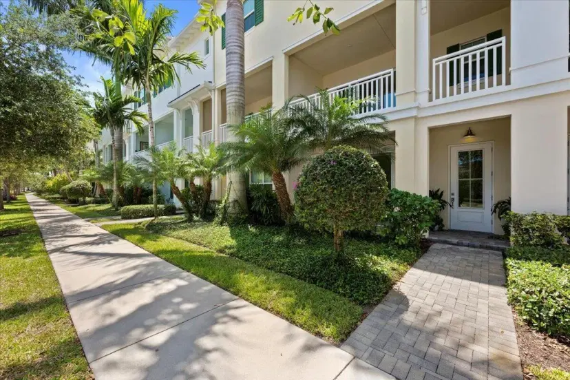 Picture of 4141 Faraday Way, Palm Beach Gardens FL 33418