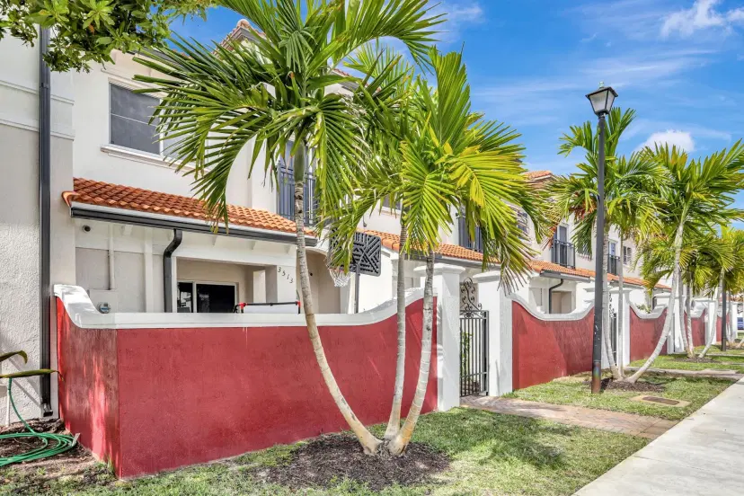Picture of 3513 NW 29Th Ct, Lauderdale Lakes FL 33311