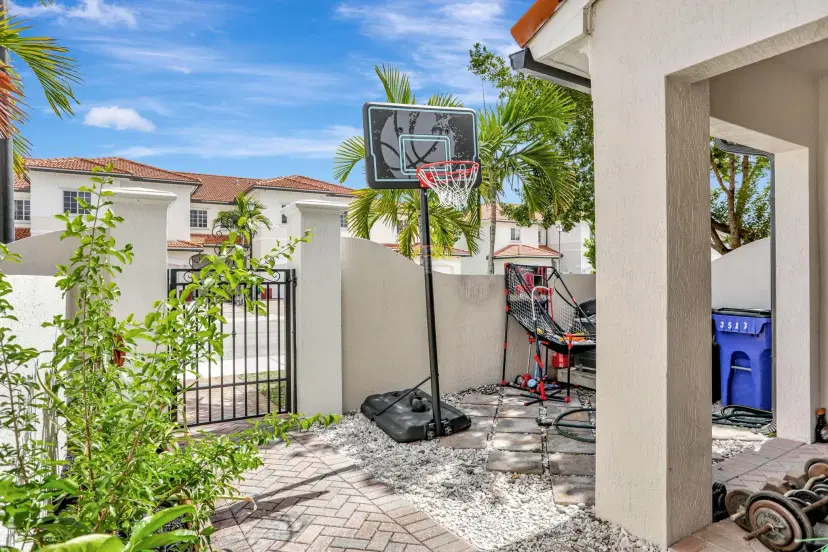 Picture of 3513 NW 29Th Ct, Lauderdale Lakes FL 33311