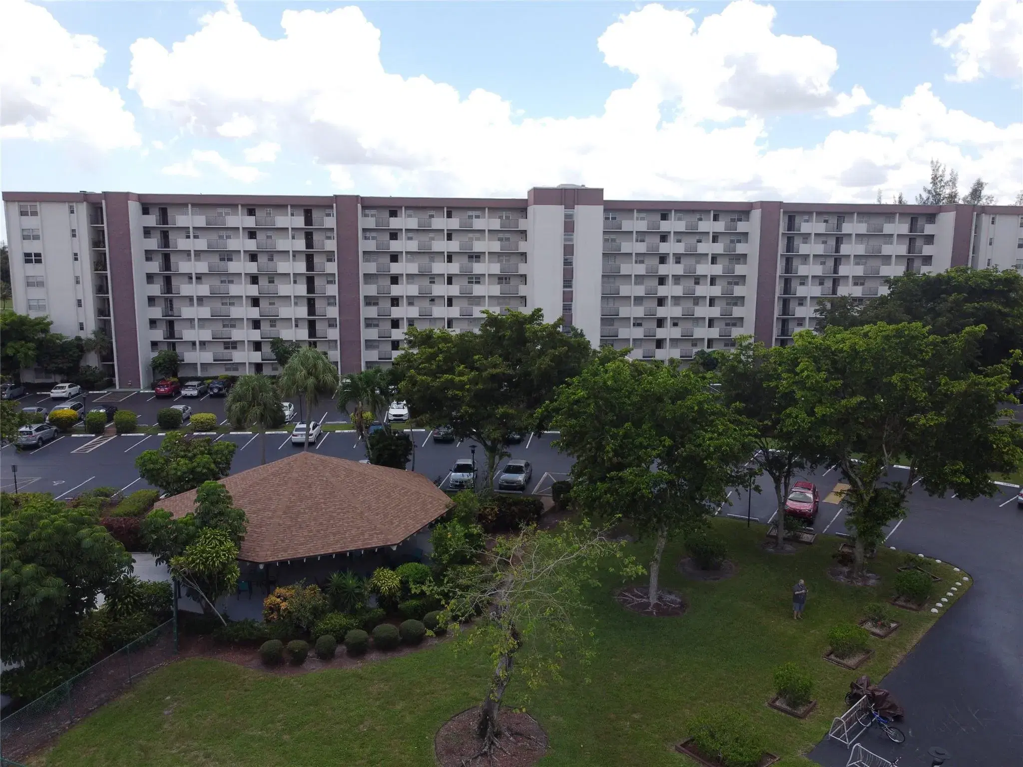 Picture of 5860 NW 44Th St 711, Lauderhill, FL 33319