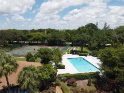 Picture of 5860 NW 44Th St 711, Lauderhill, FL 33319