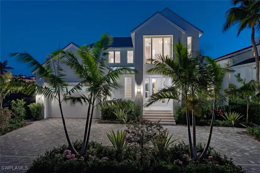 Picture of 1380 Pelican Ave, Naples FL 34102