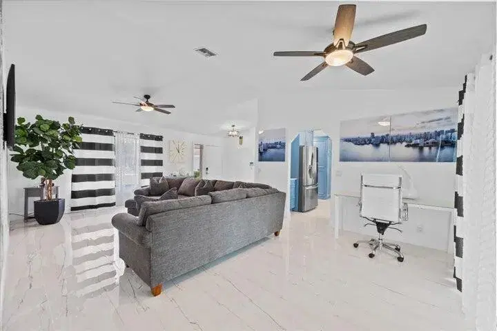 Picture of 13950 Barberry Court, Wellington FL 33414