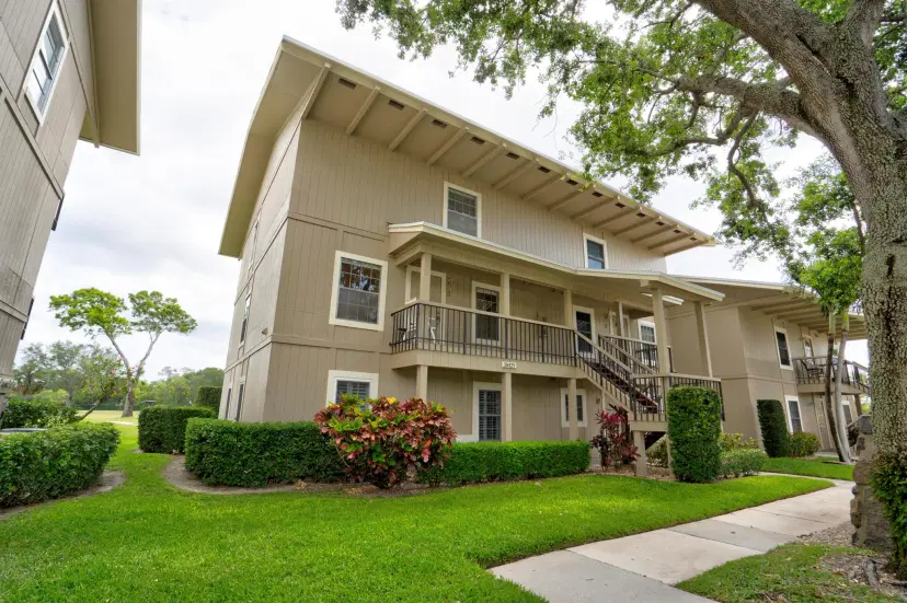 Picture of 18429 SE Wood Haven Lane G, Jupiter FL 33469