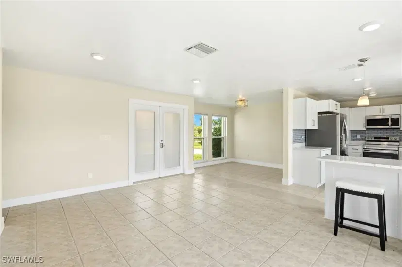 Picture of 104 SE 45Th Ter, Cape Coral FL 33904