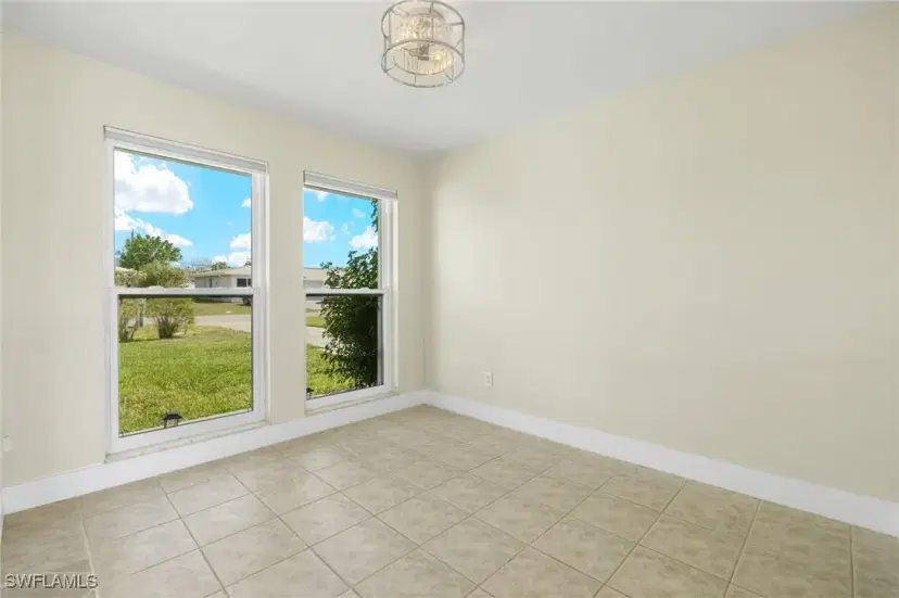 Picture of 104 SE 45Th Ter, Cape Coral FL 33904