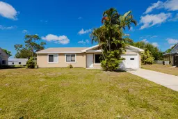 Picture of 1938 SE Redwing Circle, Port St Lucie, FL 34952