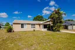 Picture of 1938 SE Redwing Circle, Port St Lucie, FL 34952