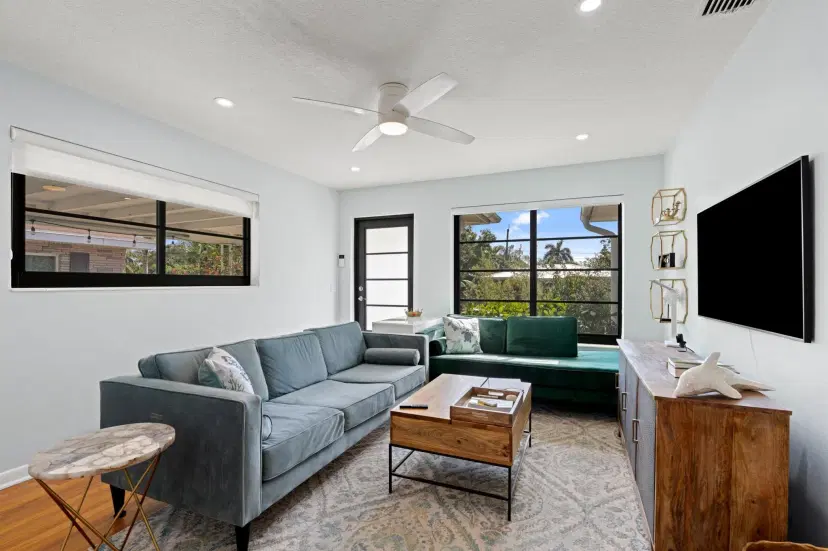 Picture of 1621 N K Street, Lake Worth Beach FL 33460