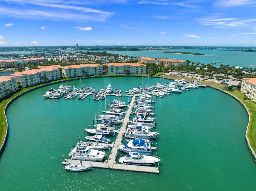 Picture of 17 Harbour Isle Drive W Ph03, Hutchinson Island FL 34949