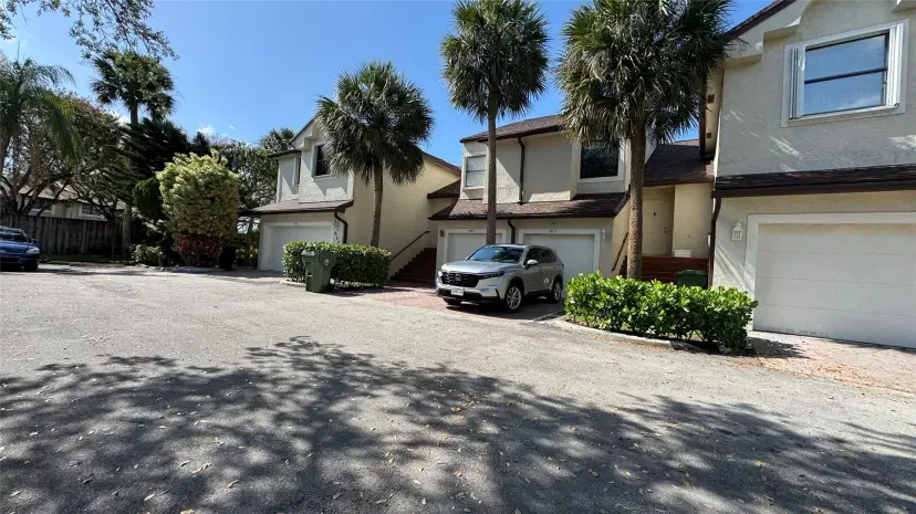 Picture of 9571 SW 1St Ct, Pembroke Pines FL 33025