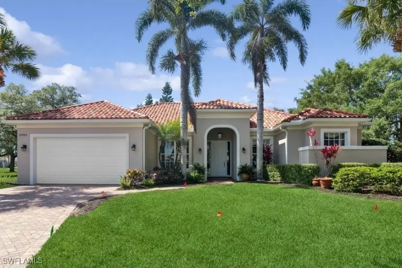 Picture of 3382 Cerrito Ct, Naples FL 34109