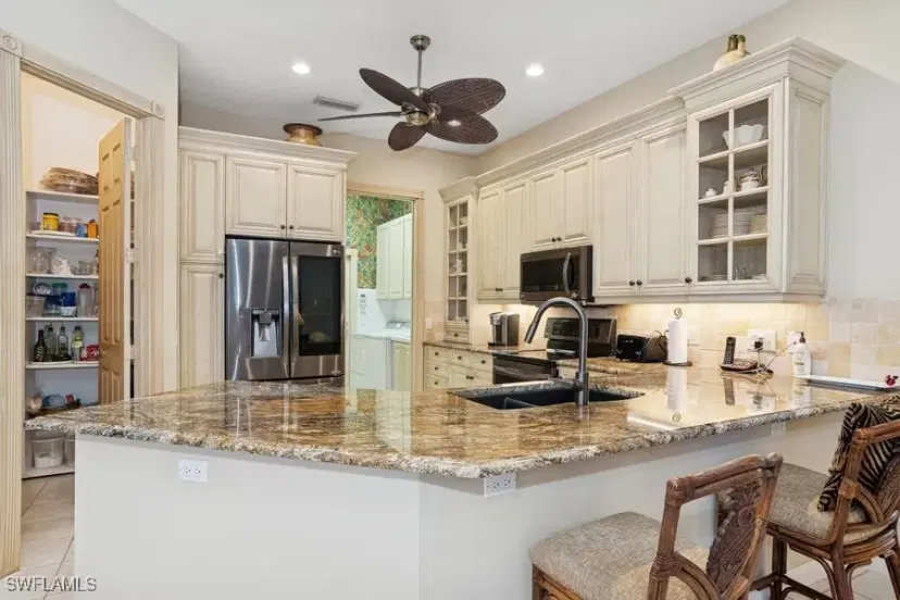 Picture of 3382 Cerrito Ct, Naples FL 34109