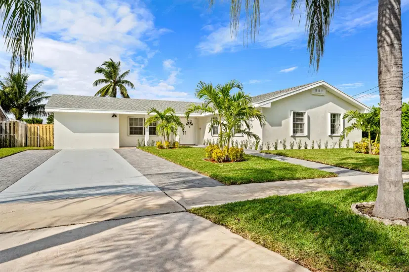 Picture of 1885 E Terrace Drive Drive E, Lake Worth Beach FL 33460