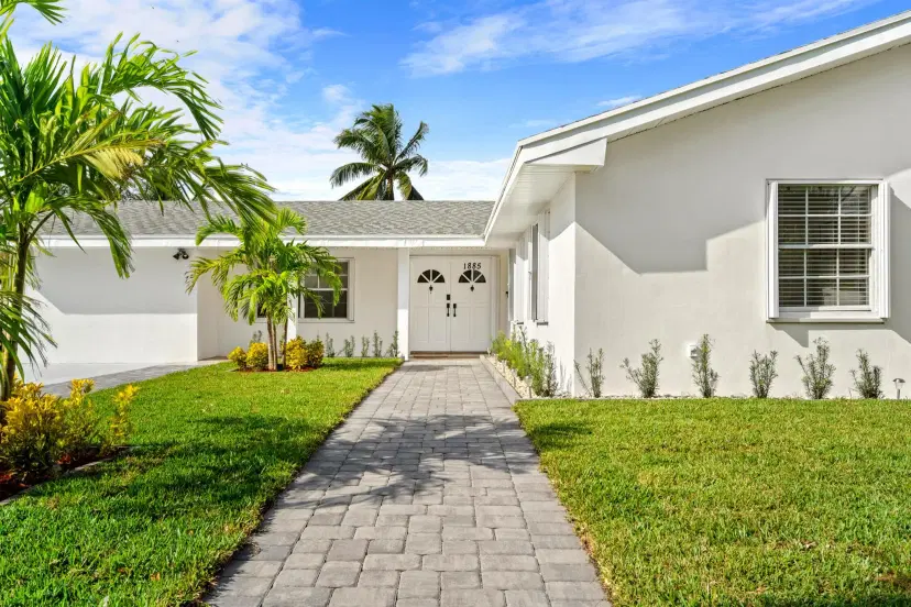 Picture of 1885 E Terrace Drive Drive E, Lake Worth Beach FL 33460